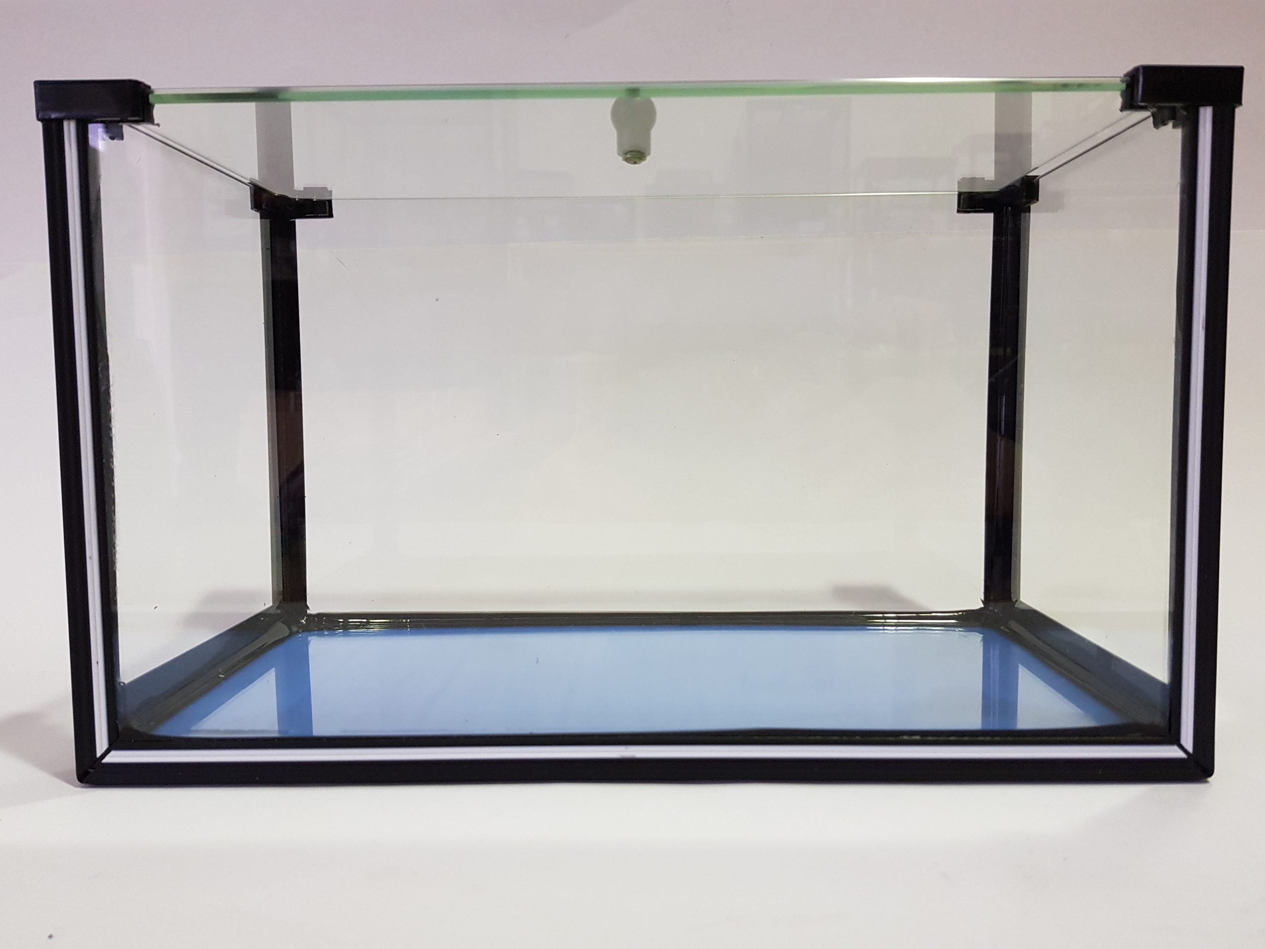 Glass tank